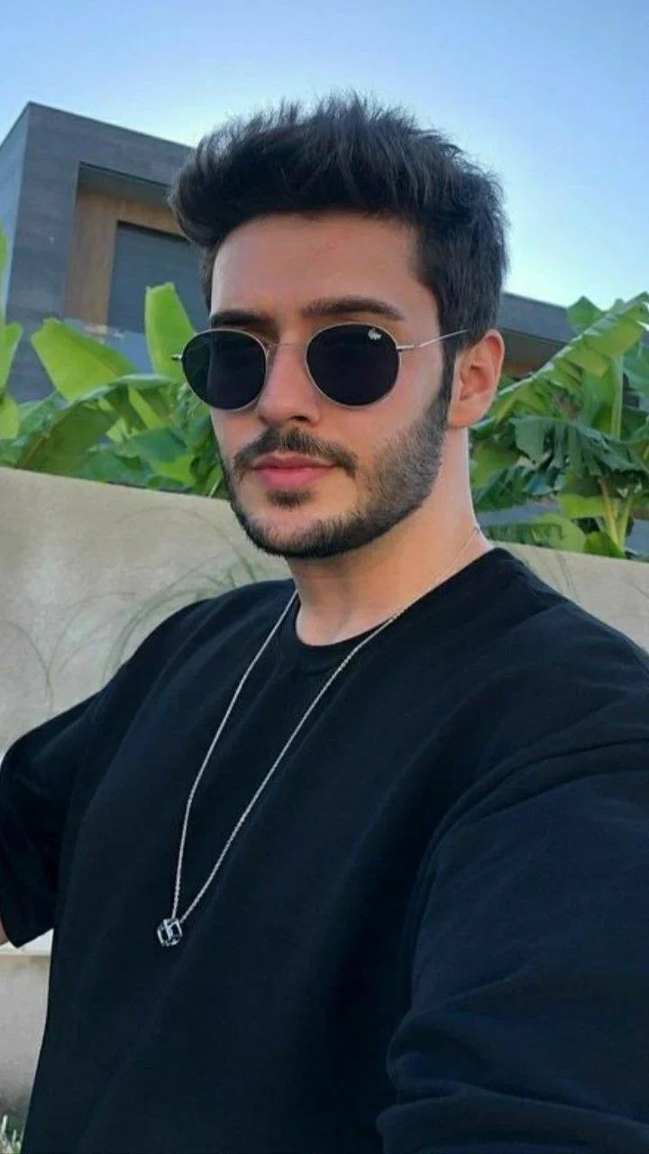 <strong>Ahmet Y.</strong>